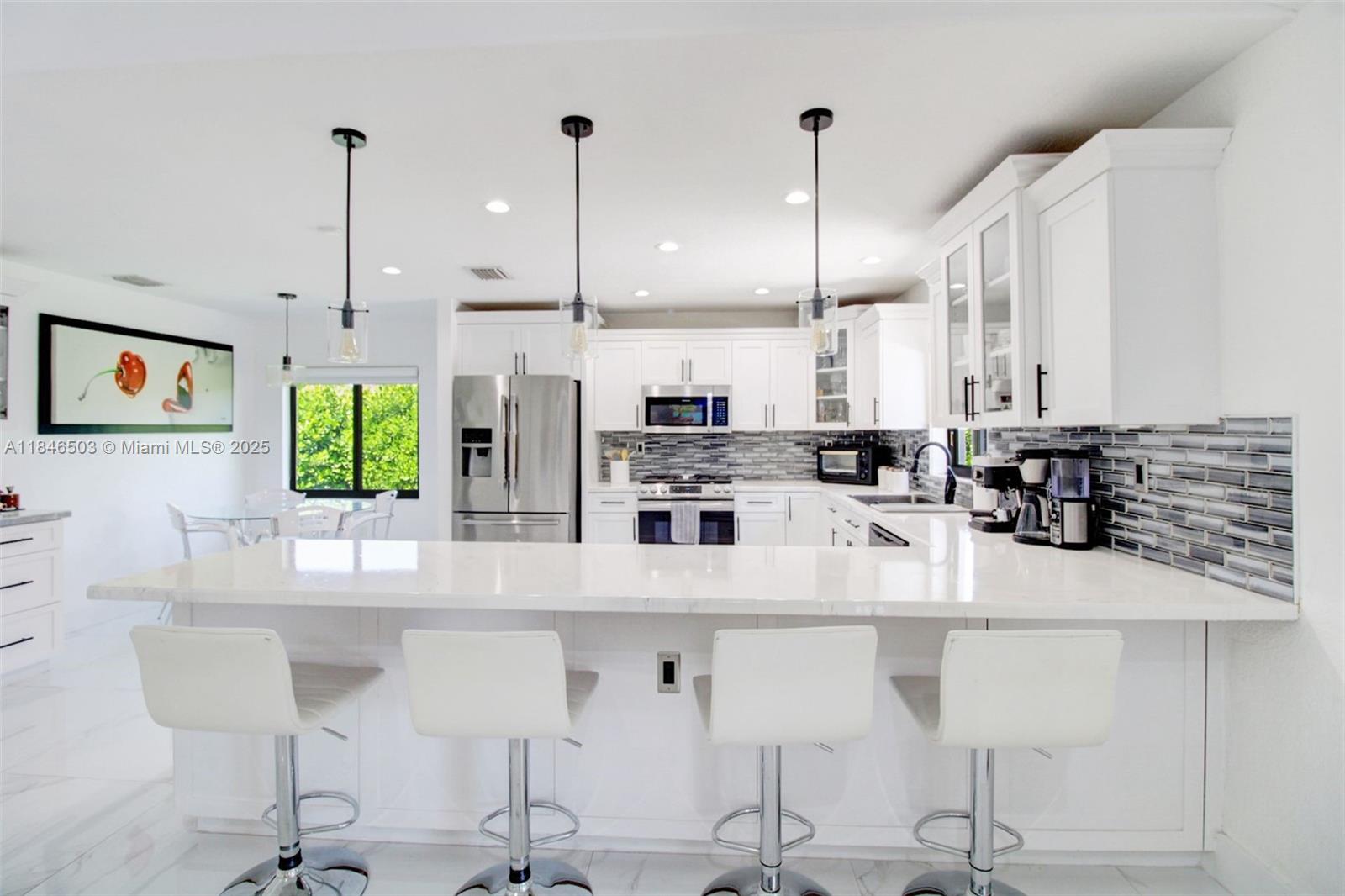 REDLANDS COVE - Residential