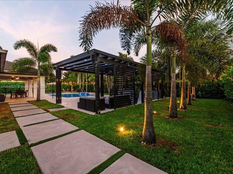 REDLANDS COVE - Residential