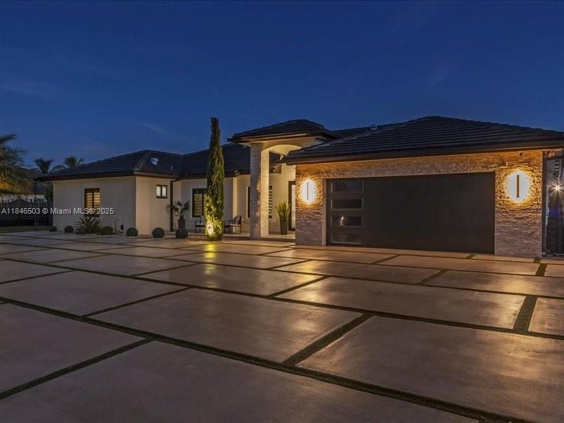 REDLANDS COVE - Residential