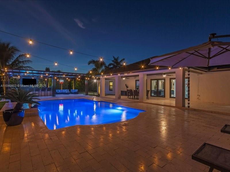 REDLANDS COVE - Residential