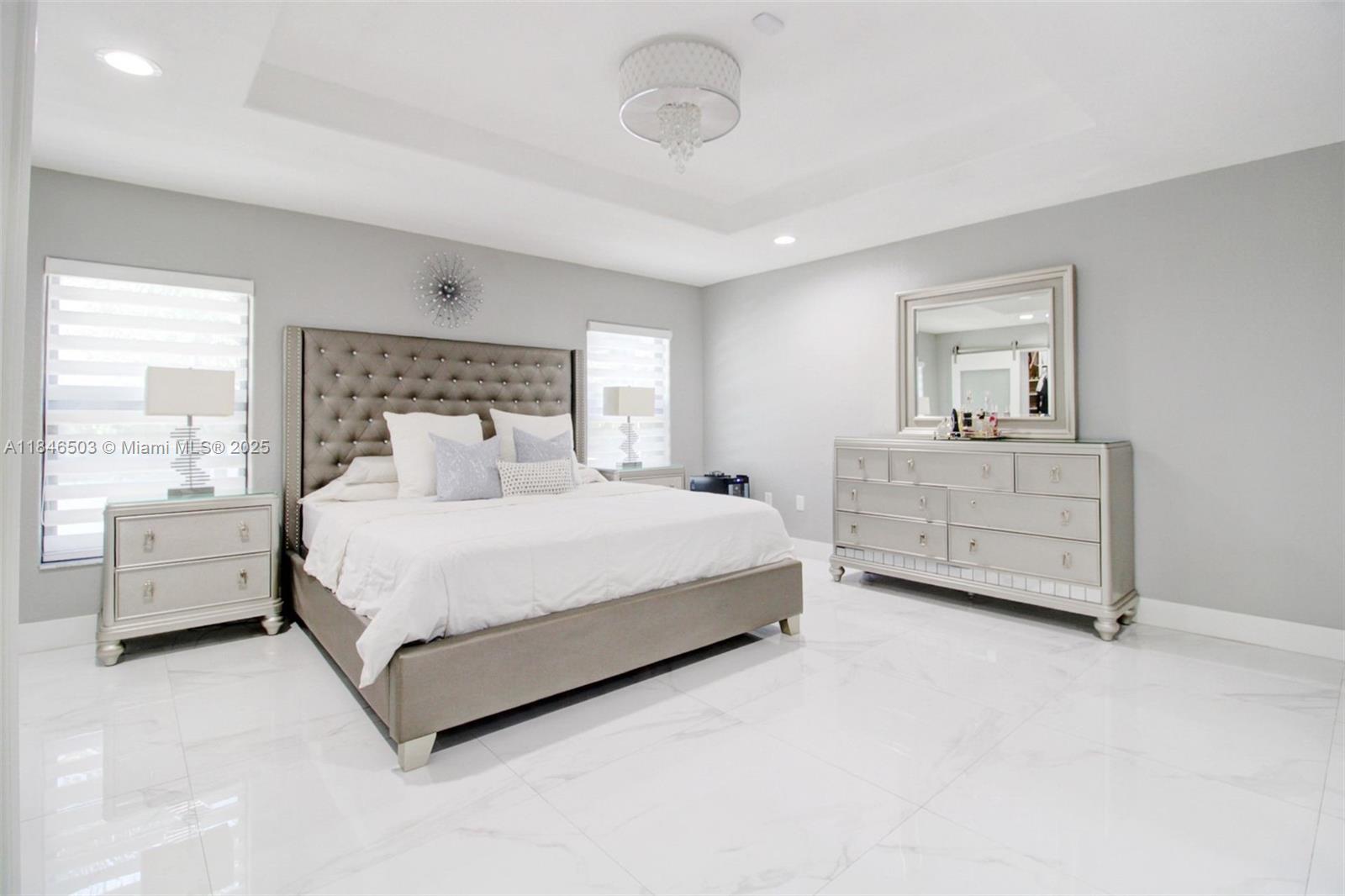 REDLANDS COVE - Residential