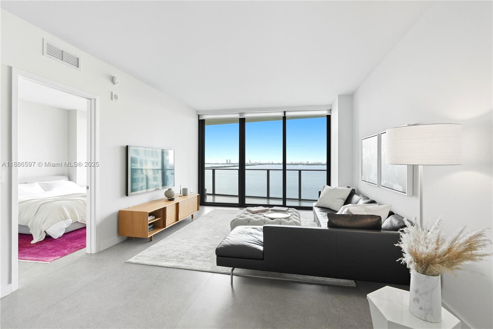 ICON BAY CONDO - Residential