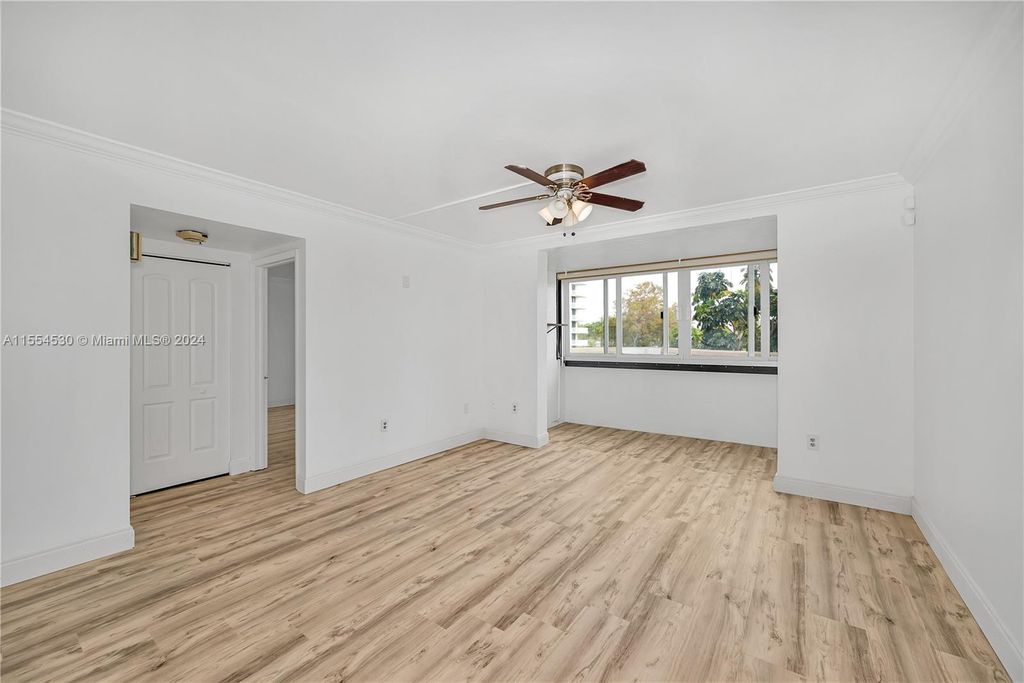 Photo of 919 Hillcrest Dr #205, Hollywood, FL 33021 (MLS # A11554530)