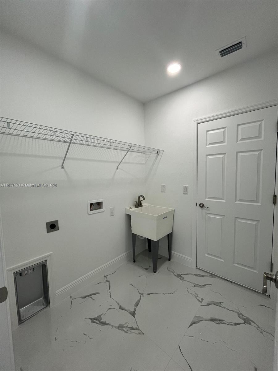 CAPE CORAL UNIT 88 (331350 - Residential