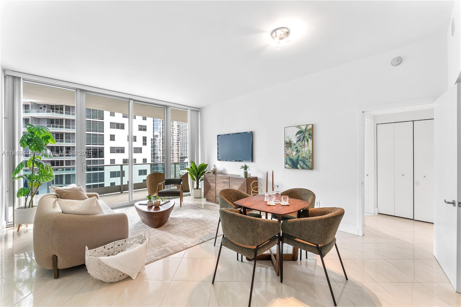 One of the highest 1 bedroom residences at The Jade complete with towering ceilings, a semi-private elevator entry, almost 900 sqft of interior space + a large balcony within one of the best buildings in Brickell. Additional features: a huge kitchen with wine cooler and Miele & SubZero appliances and large bath with dual sink vanity & jetted soaking tub. Located along the water's edge, residents enjoy high-end luxury amenities including newly renovated resort deck with 2 pools, spa, and towel service, huge fitness center with separate pilates room, men's & women's spa with steam & sauna, 24/7 valet, security and more! Top restaurants like LPM & Osaka are just across the street, and shopping and dining destinations at Brickell City Center and Mary Brickell Village are just steps away.