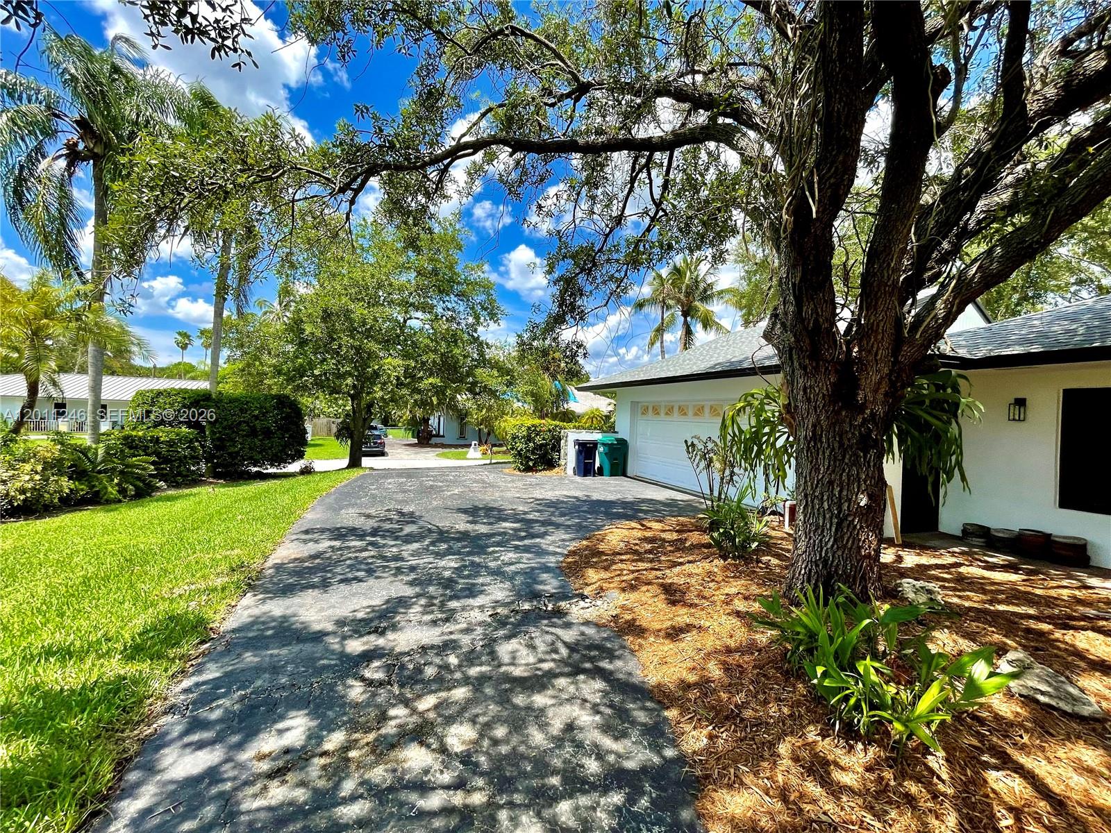 CUTLER HAMMOCK - Residential Lease