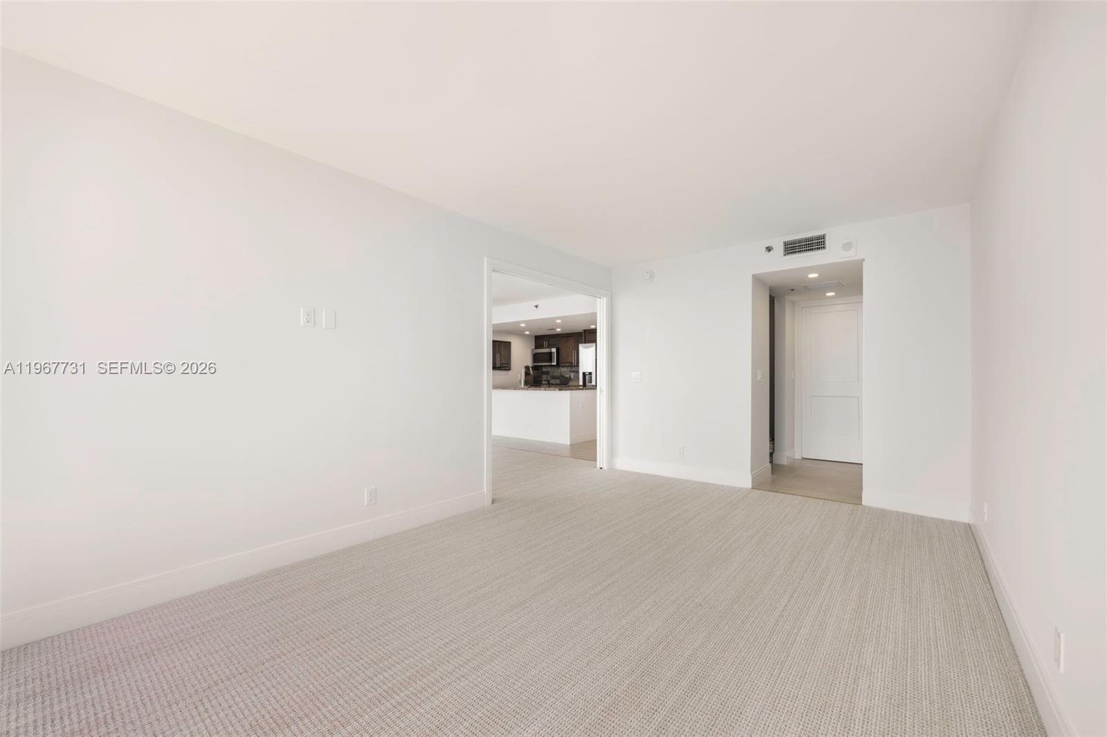 THE GRANDVIEW PALACE COND - Residential