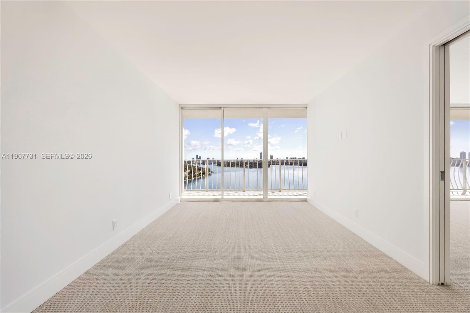 THE GRANDVIEW PALACE COND - Residential