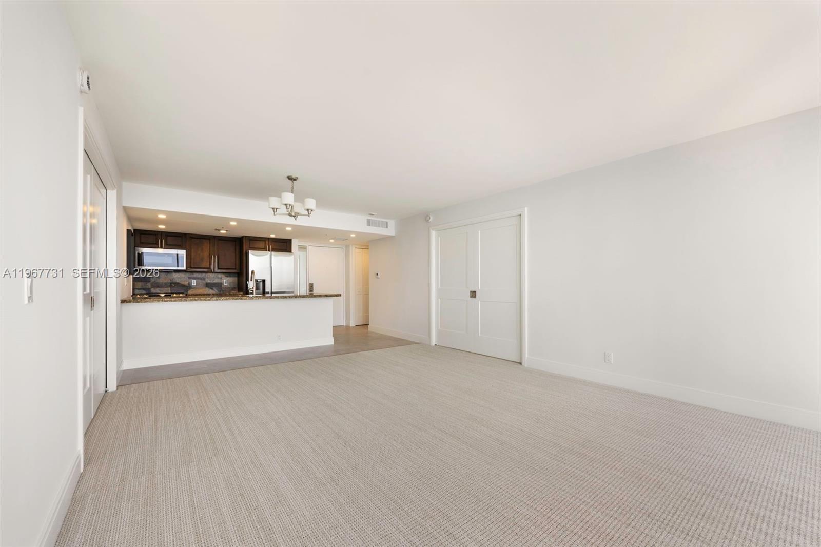 THE GRANDVIEW PALACE COND - Residential