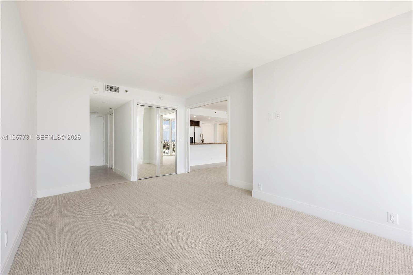 THE GRANDVIEW PALACE COND - Residential