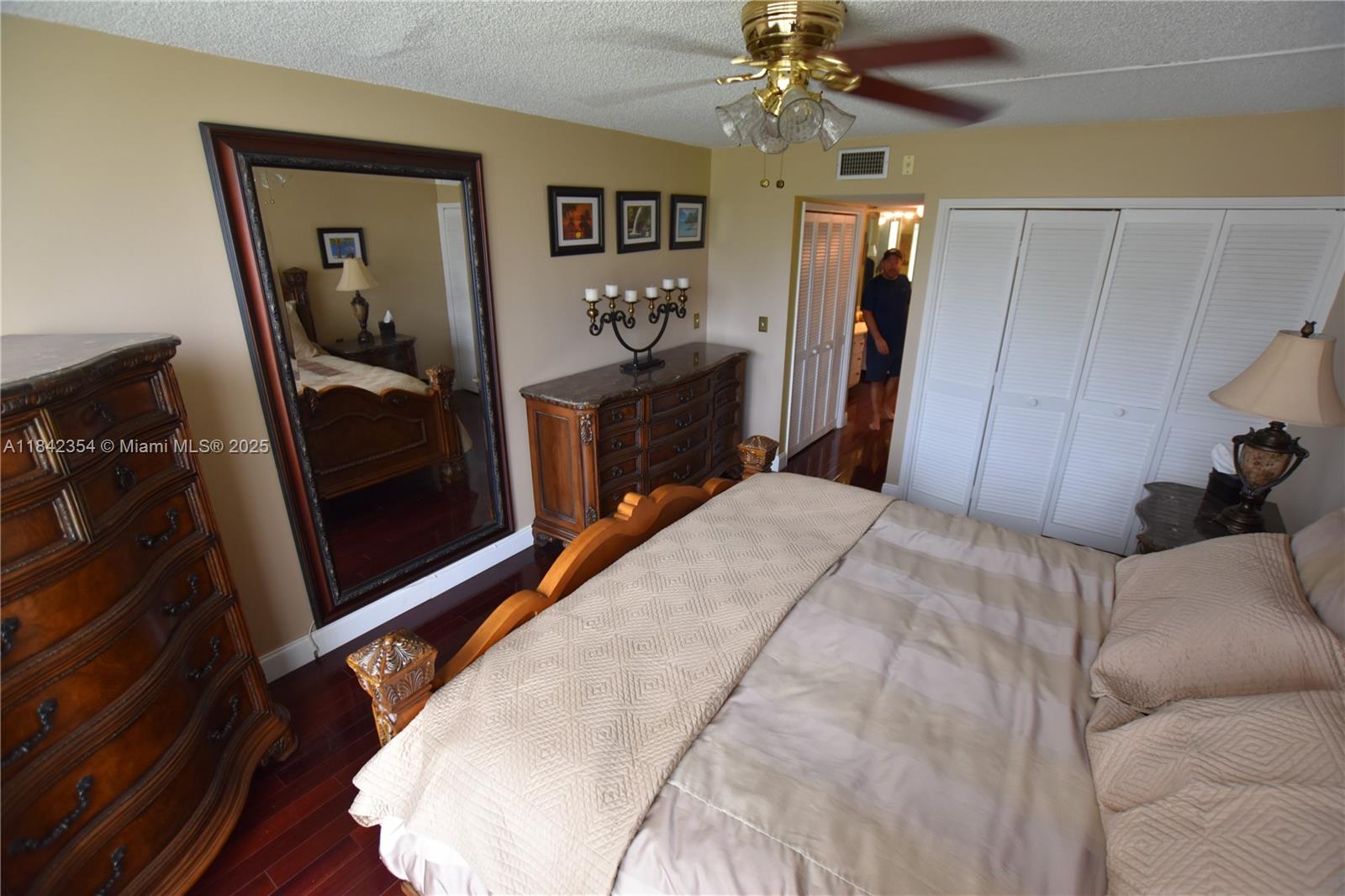 NO 70 PALM-AIRE COUNTRY C - Residential Lease