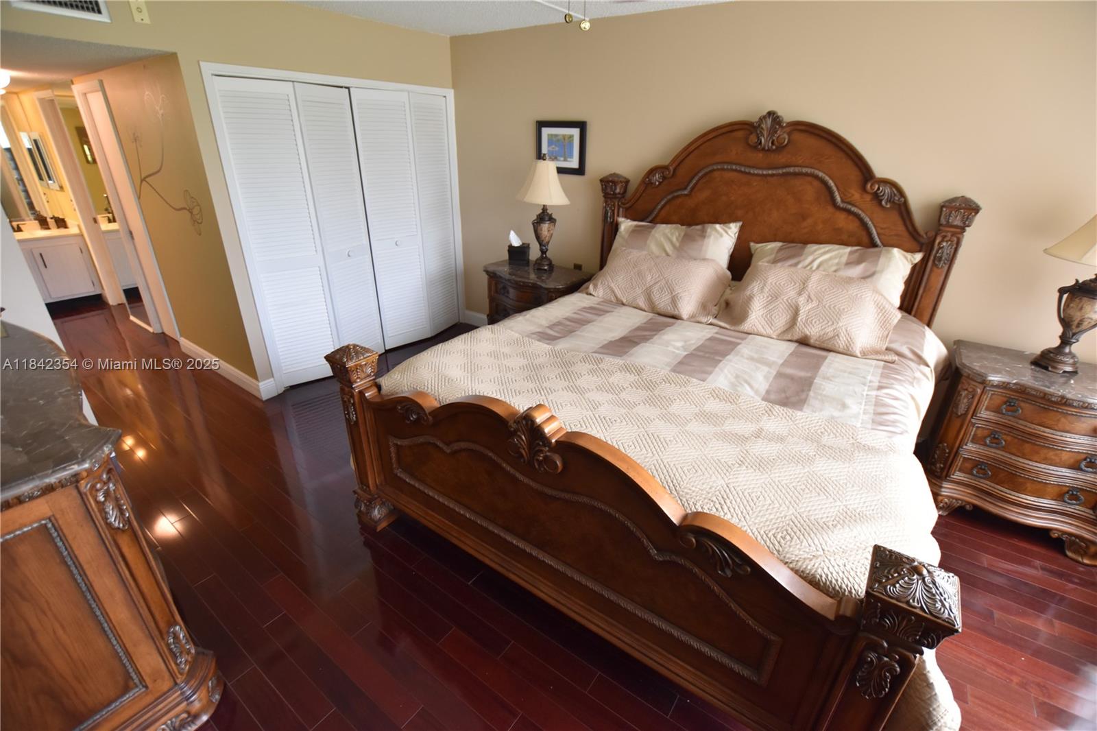 NO 70 PALM-AIRE COUNTRY C - Residential Lease