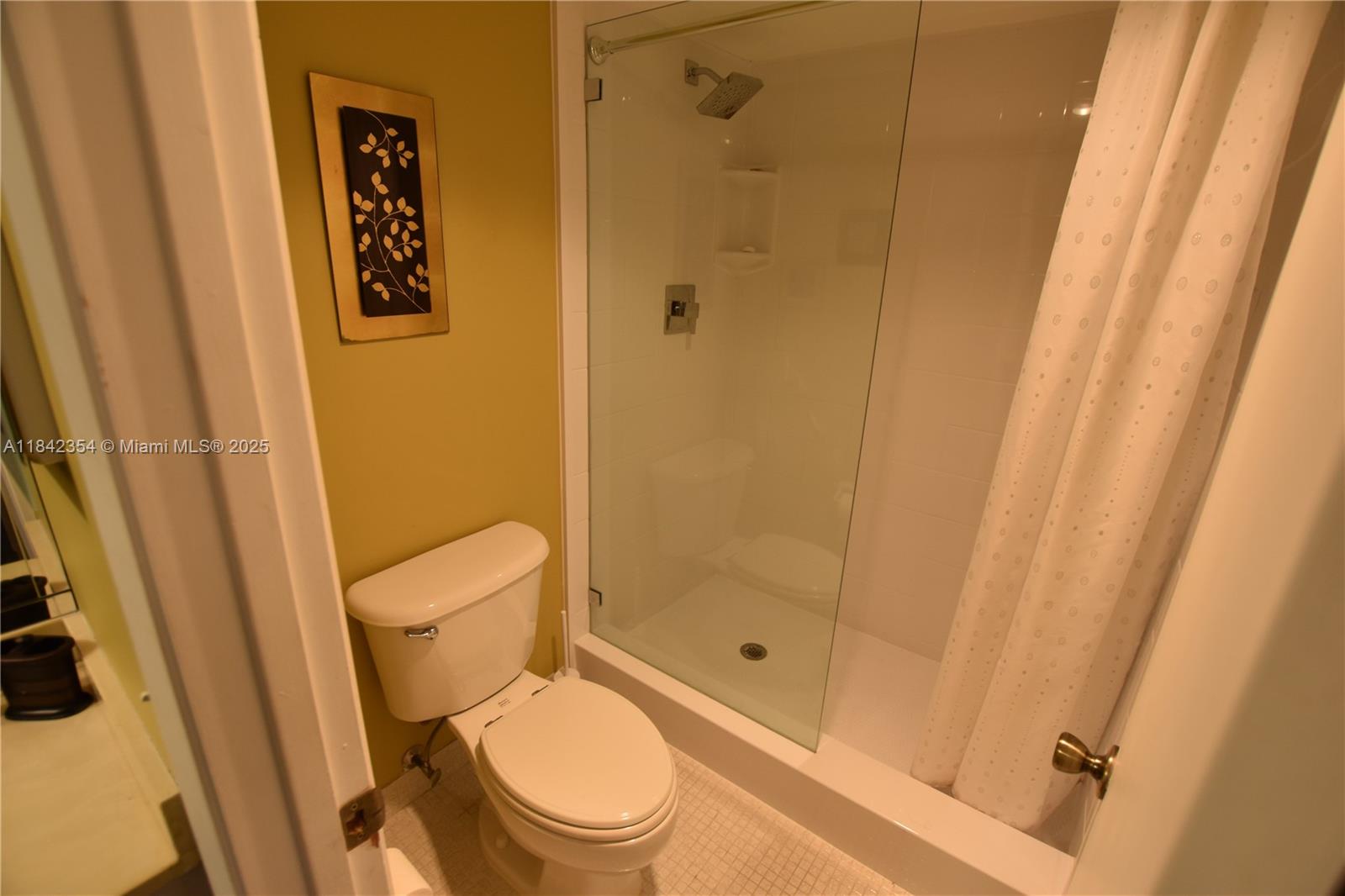 NO 70 PALM-AIRE COUNTRY C - Residential Lease