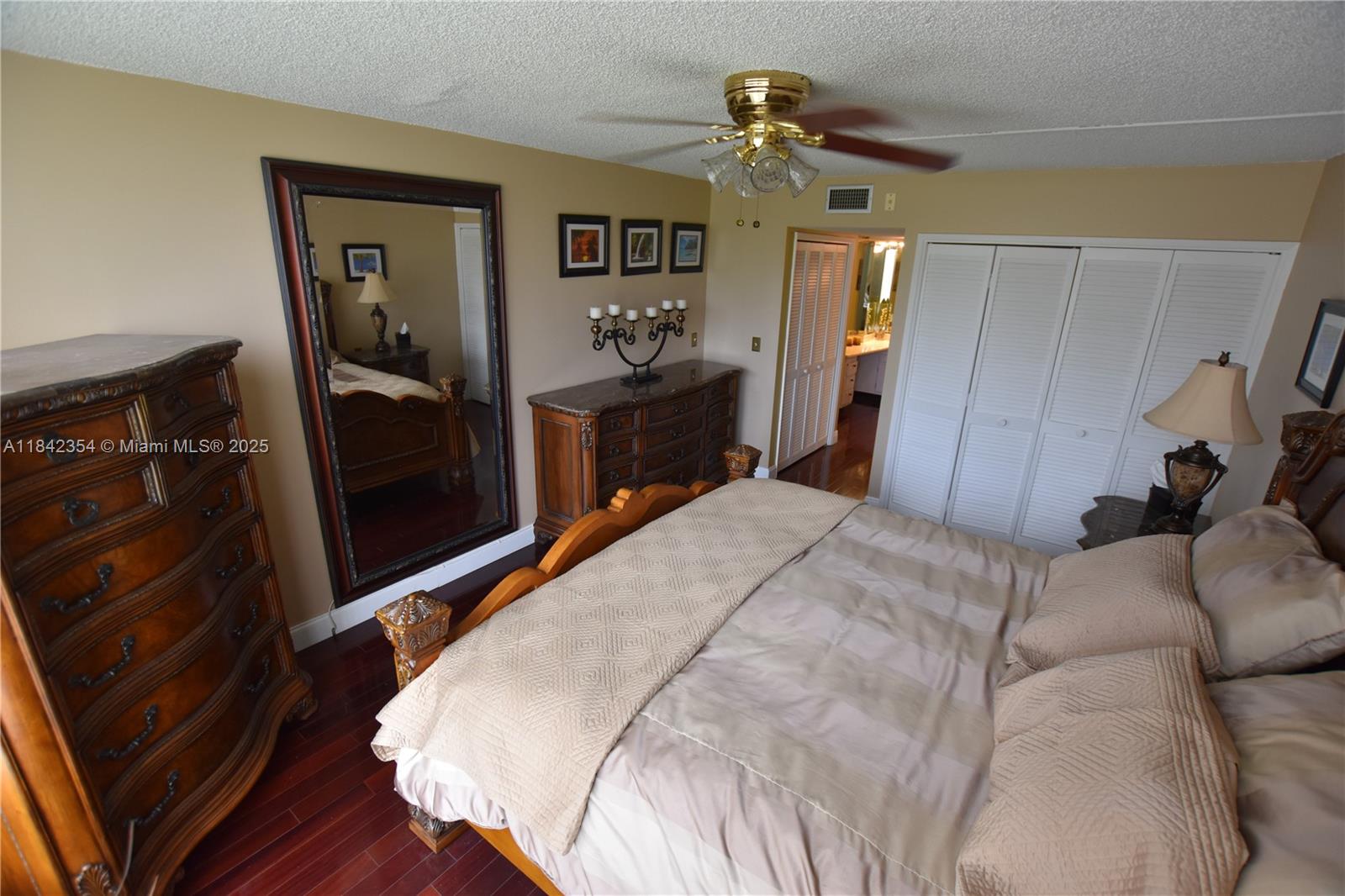 NO 70 PALM-AIRE COUNTRY C - Residential Lease