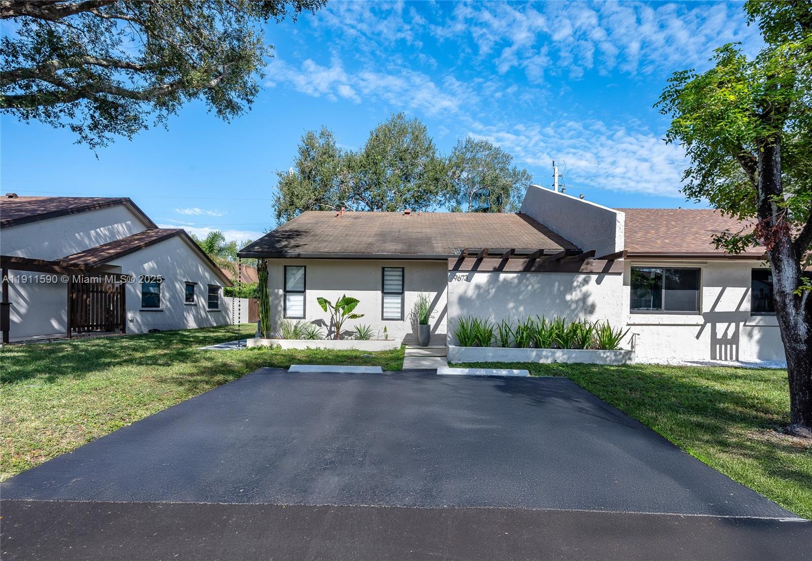 EVERGLADES SUGAR & LAND C - Residential