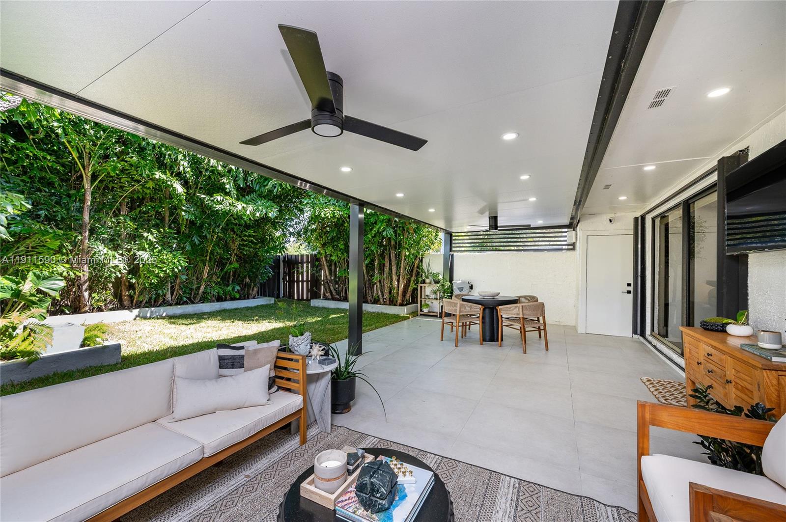 EVERGLADES SUGAR & LAND C - Residential