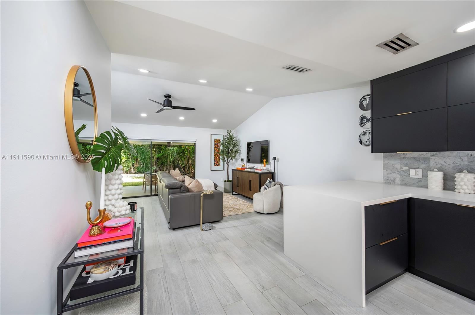 EVERGLADES SUGAR & LAND C - Residential