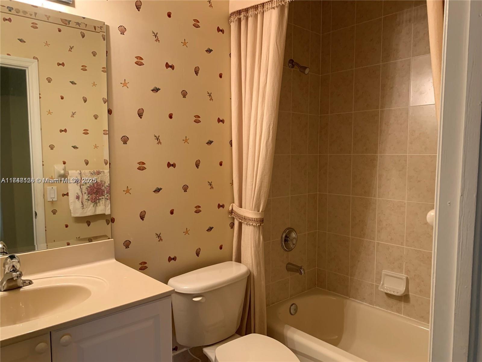 GRAND LAKES PHASE II - Residential