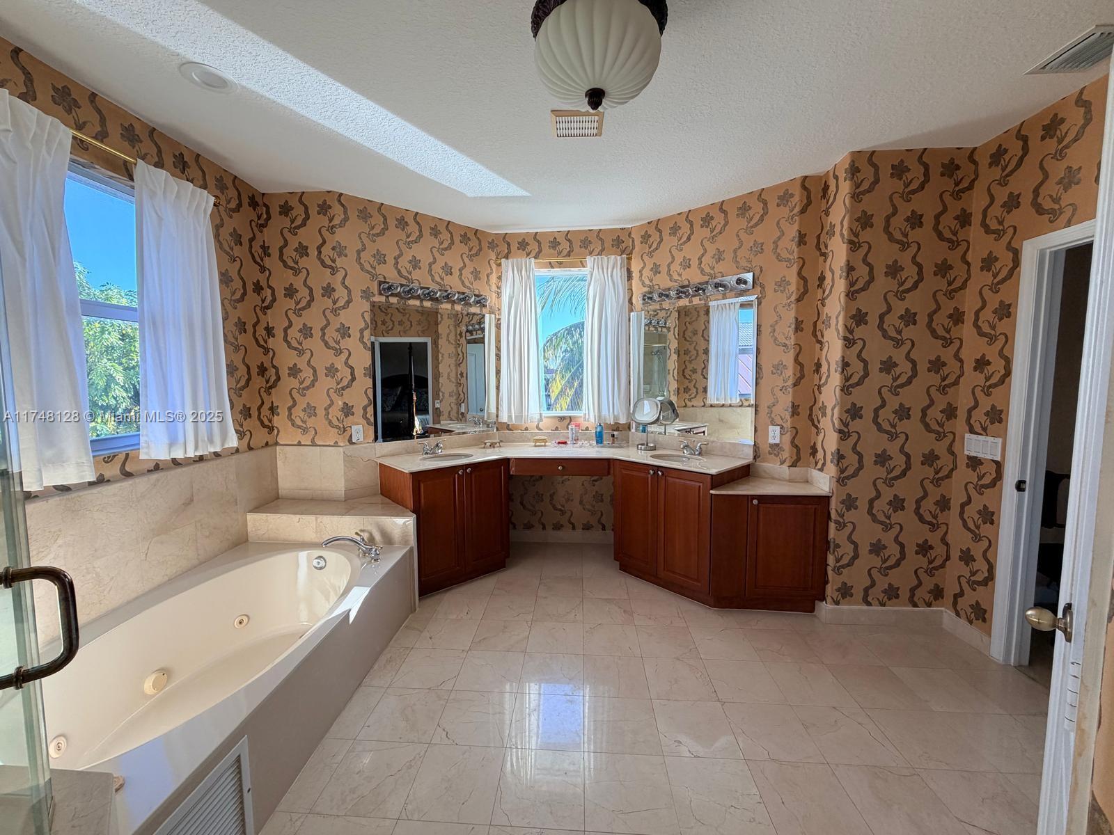 GRAND LAKES PHASE II - Residential