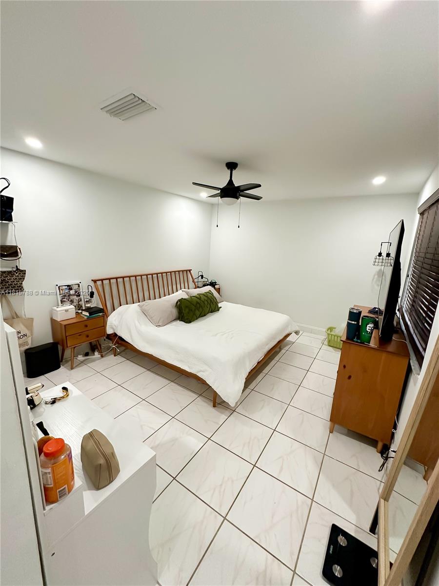 SUMMERSET CONDO PH I - Residential