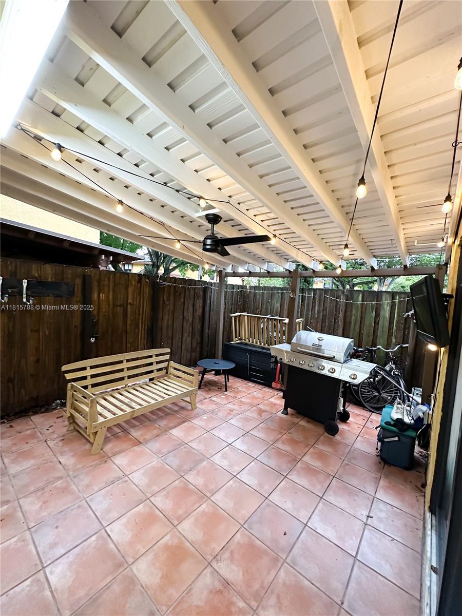 SUMMERSET CONDO PH I - Residential