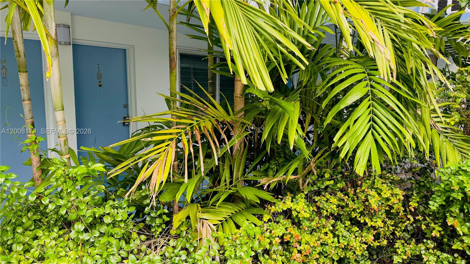 GOLDEN KEY CONDO, THE - Residential