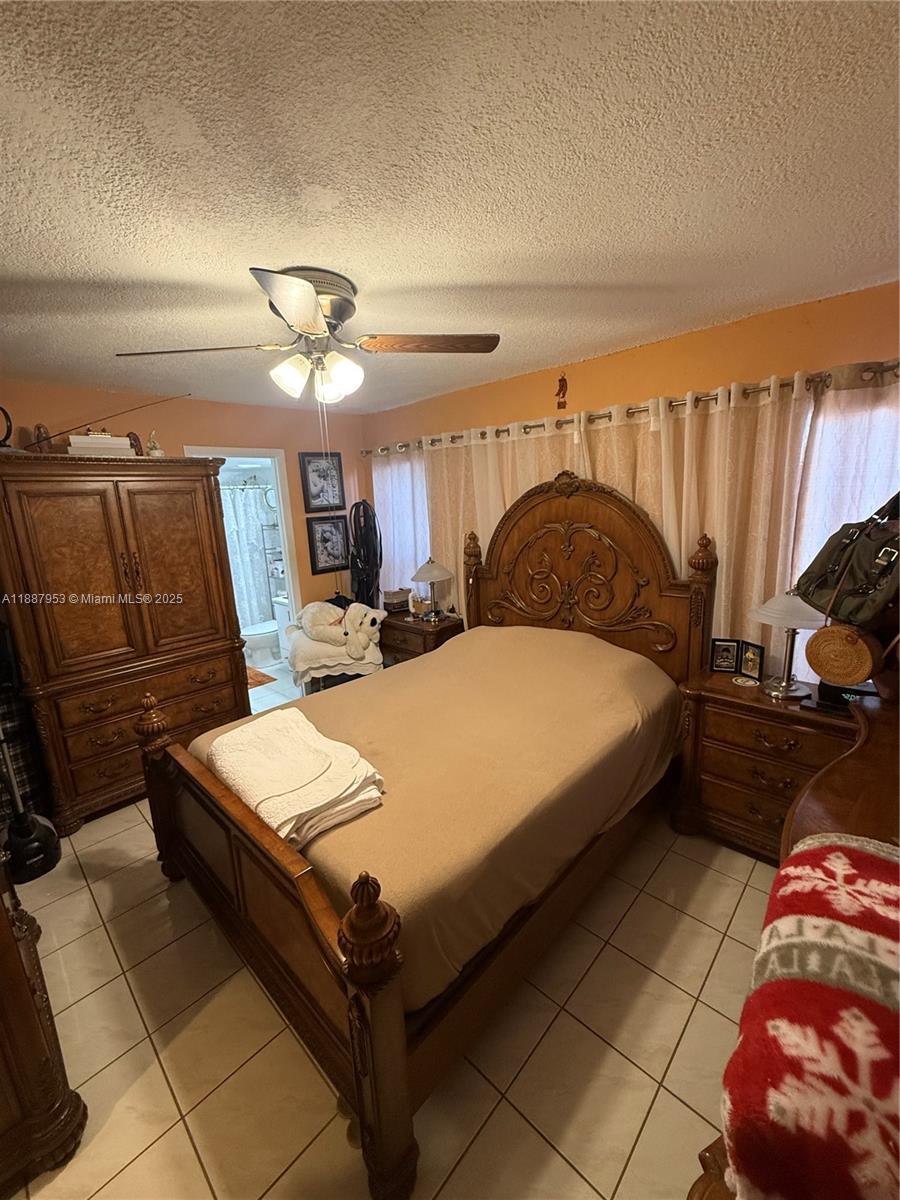 LAS PALMAS CONDO 2/7 - Residential