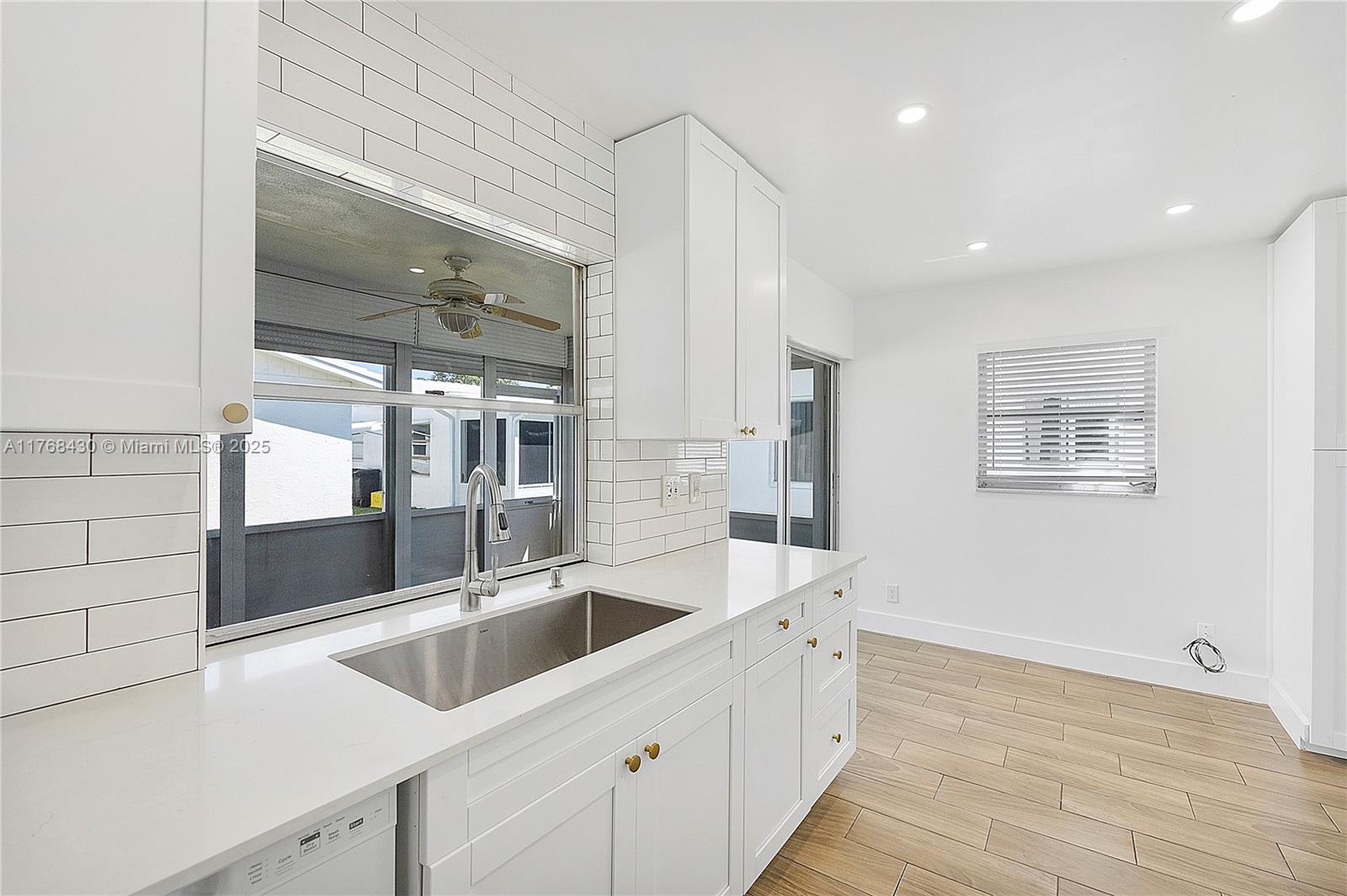 PALM BEACH LEISUREVILLE S - Residential Lease