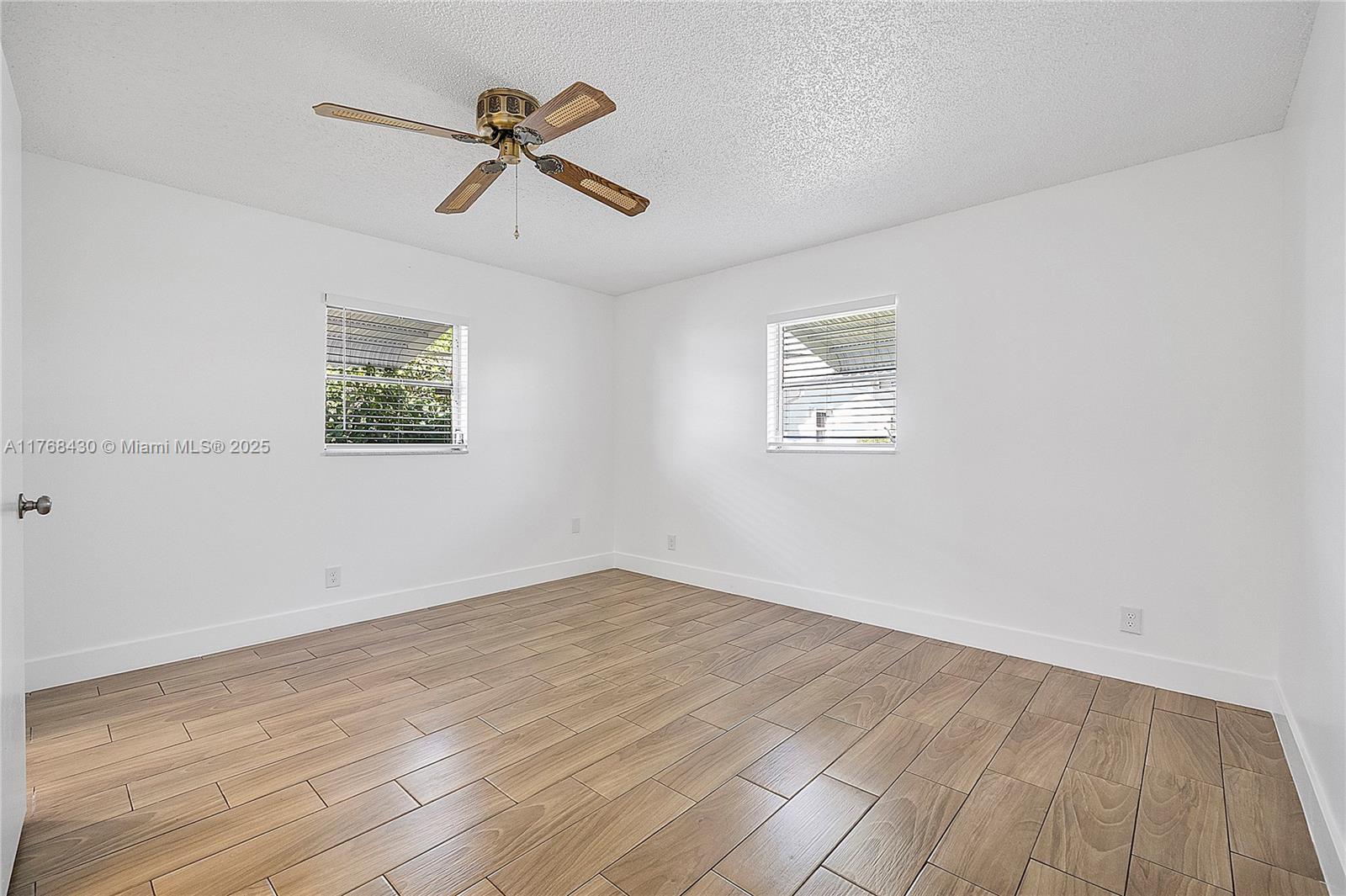 PALM BEACH LEISUREVILLE S - Residential Lease