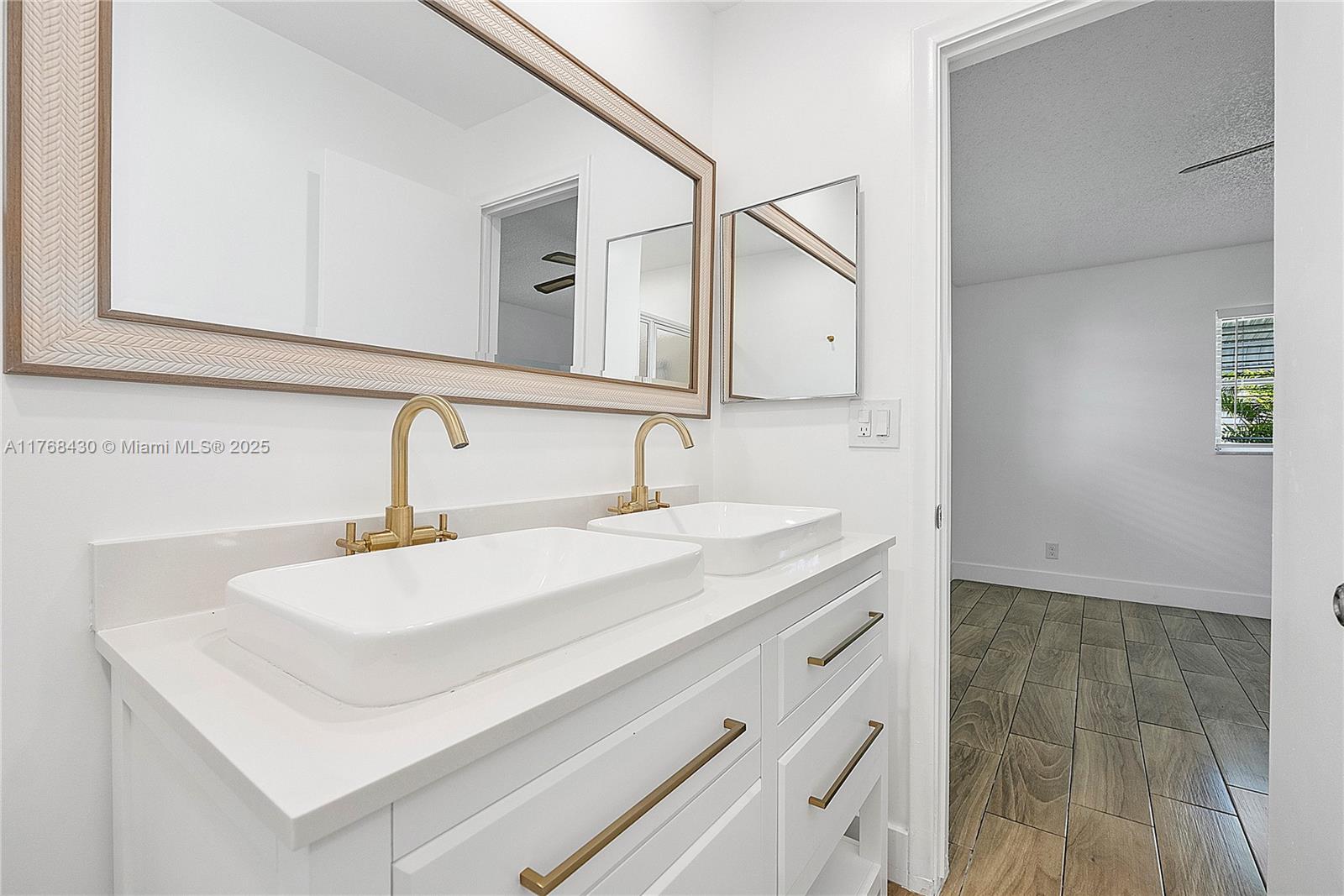 PALM BEACH LEISUREVILLE S - Residential Lease