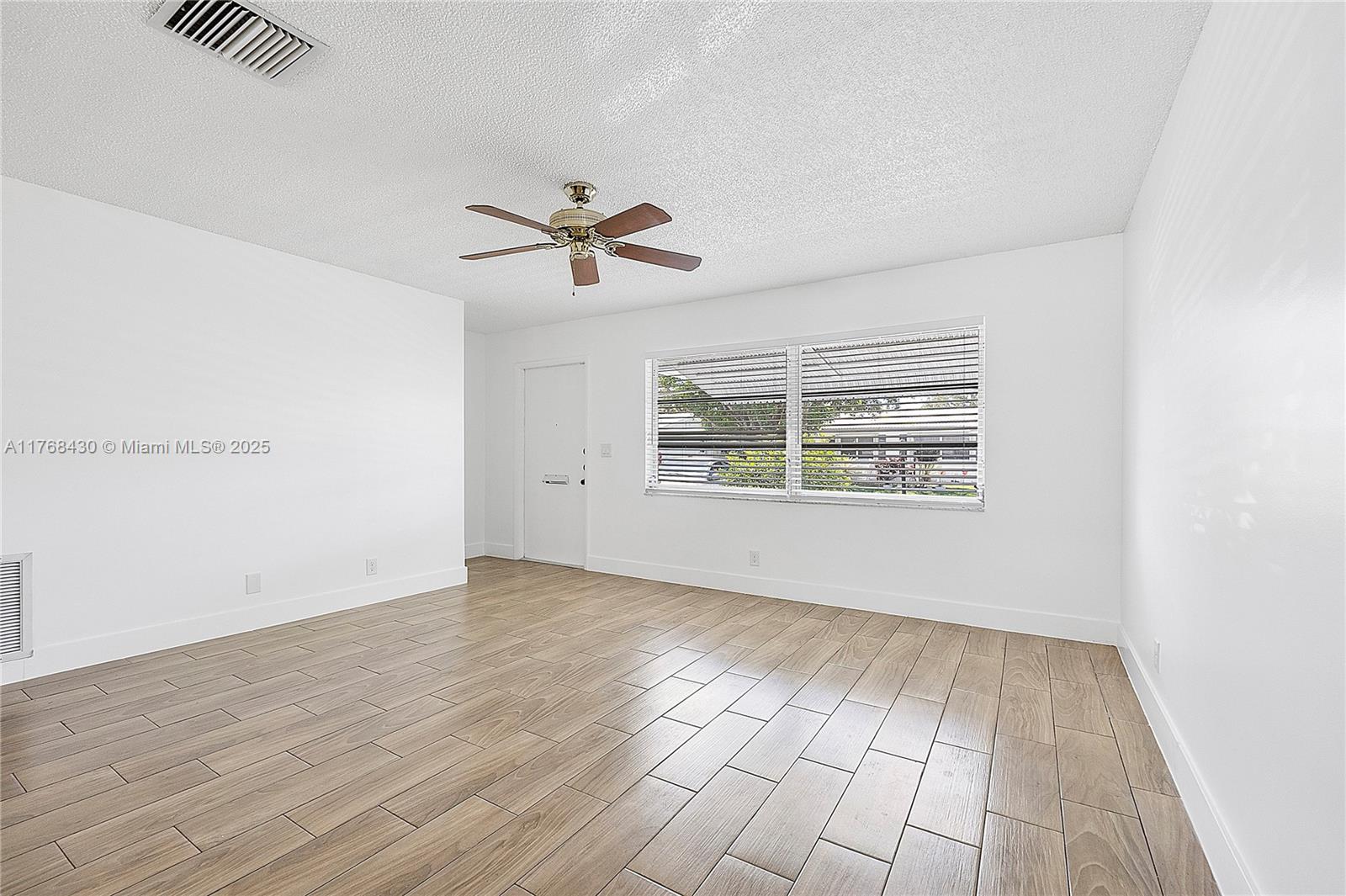 PALM BEACH LEISUREVILLE S - Residential Lease