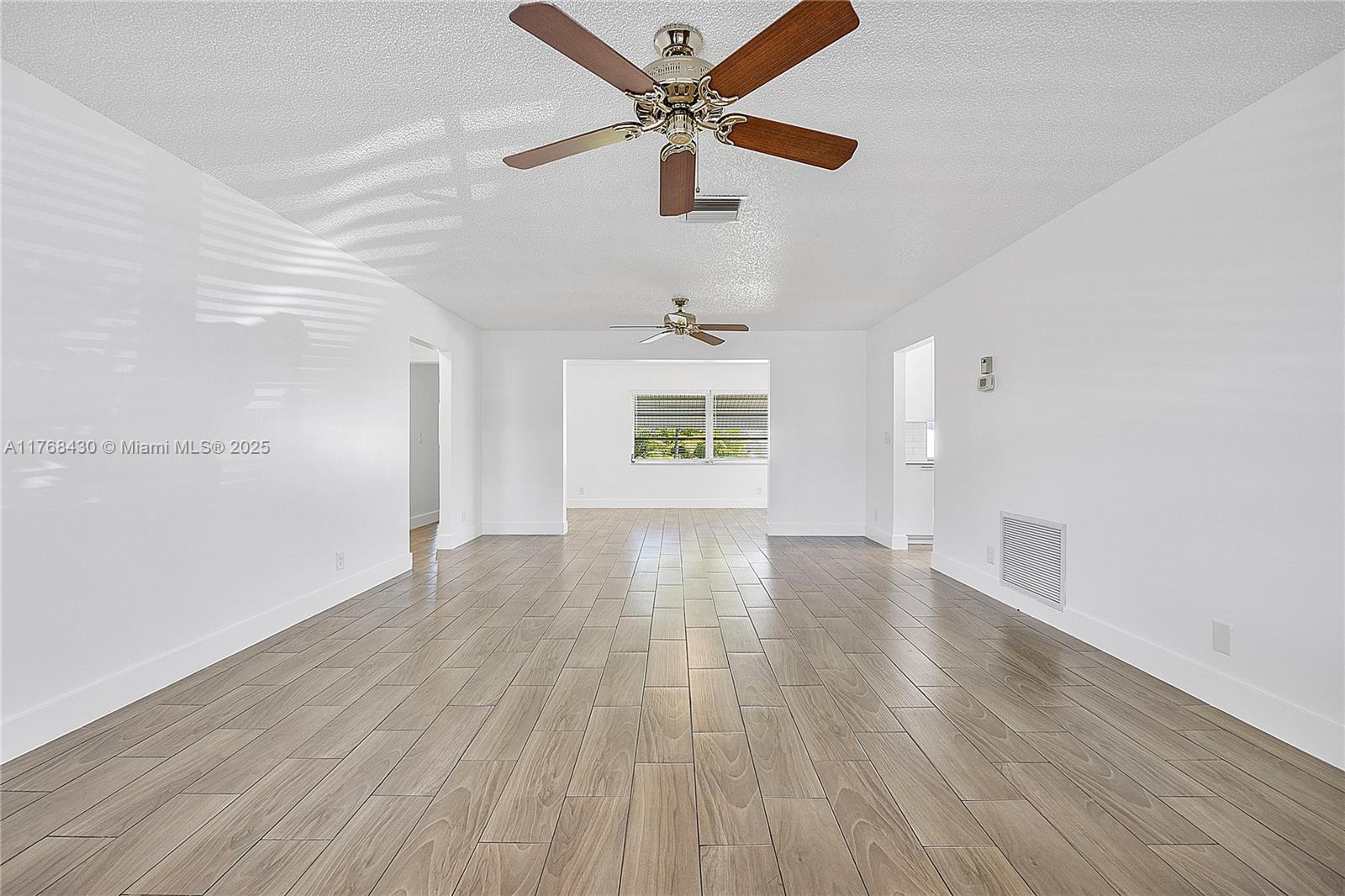 PALM BEACH LEISUREVILLE S - Residential Lease