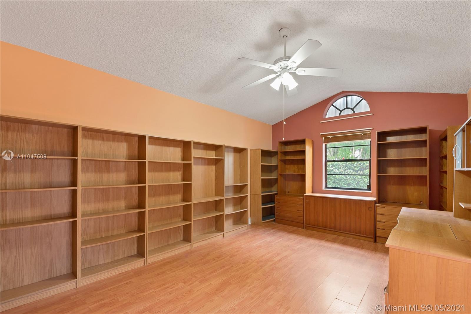 KENLAND HOMES - Residential