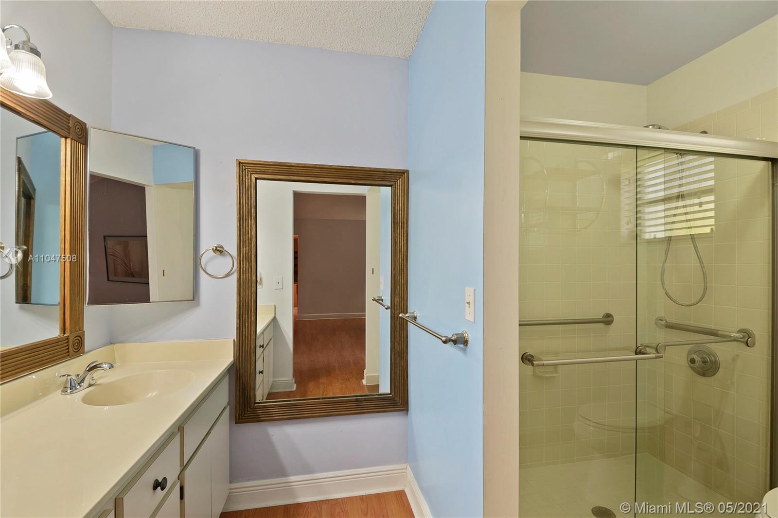 KENLAND HOMES - Residential