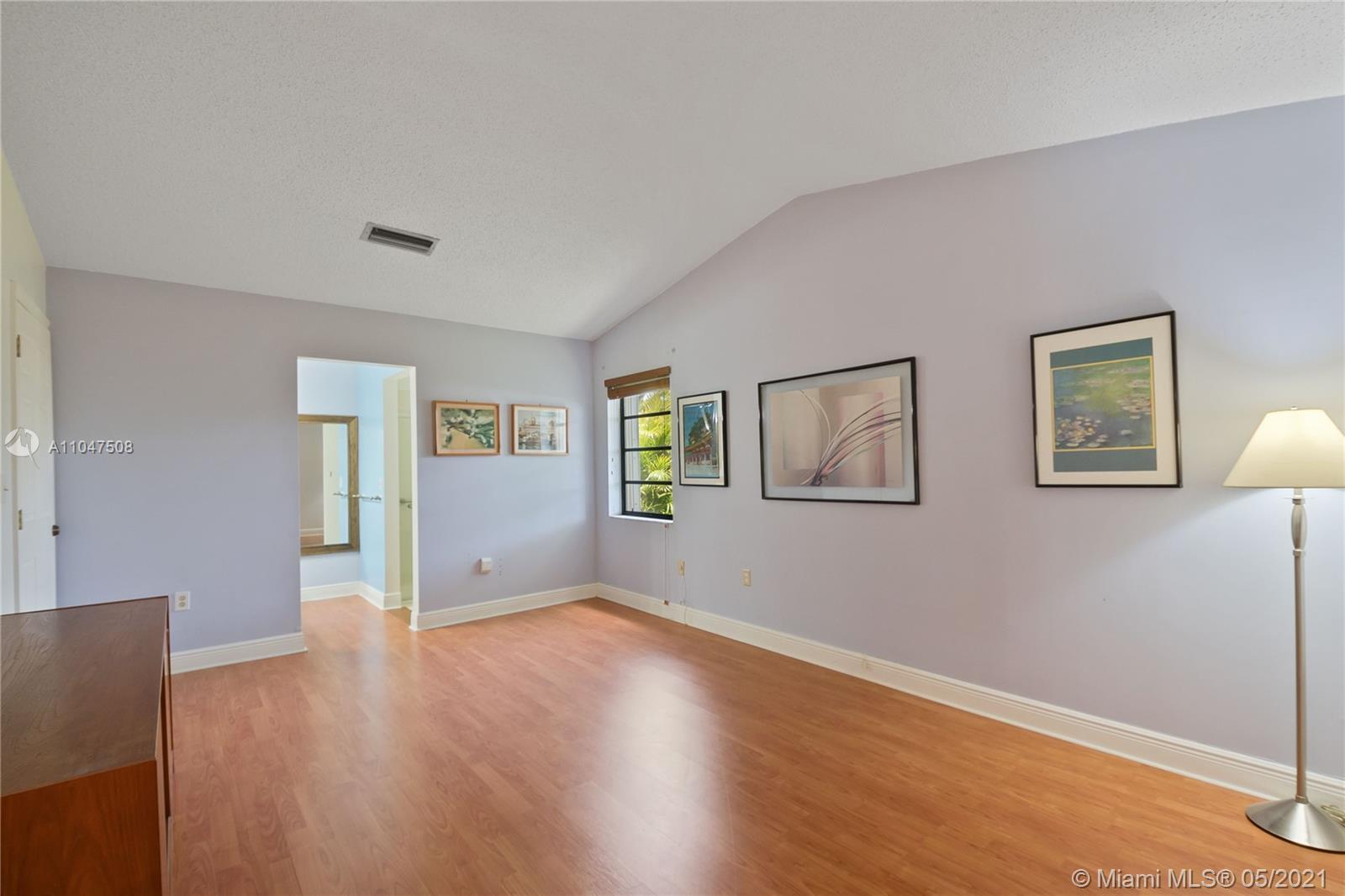 KENLAND HOMES - Residential