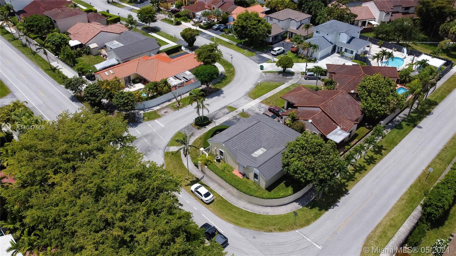 KENLAND HOMES - Residential