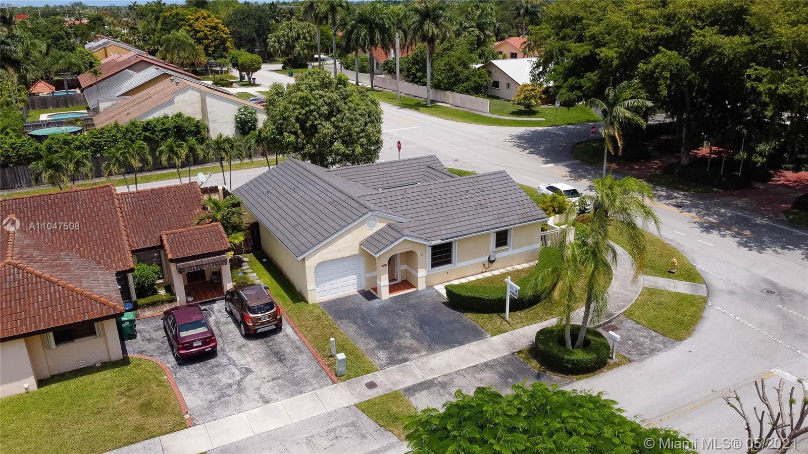 KENLAND HOMES - Residential