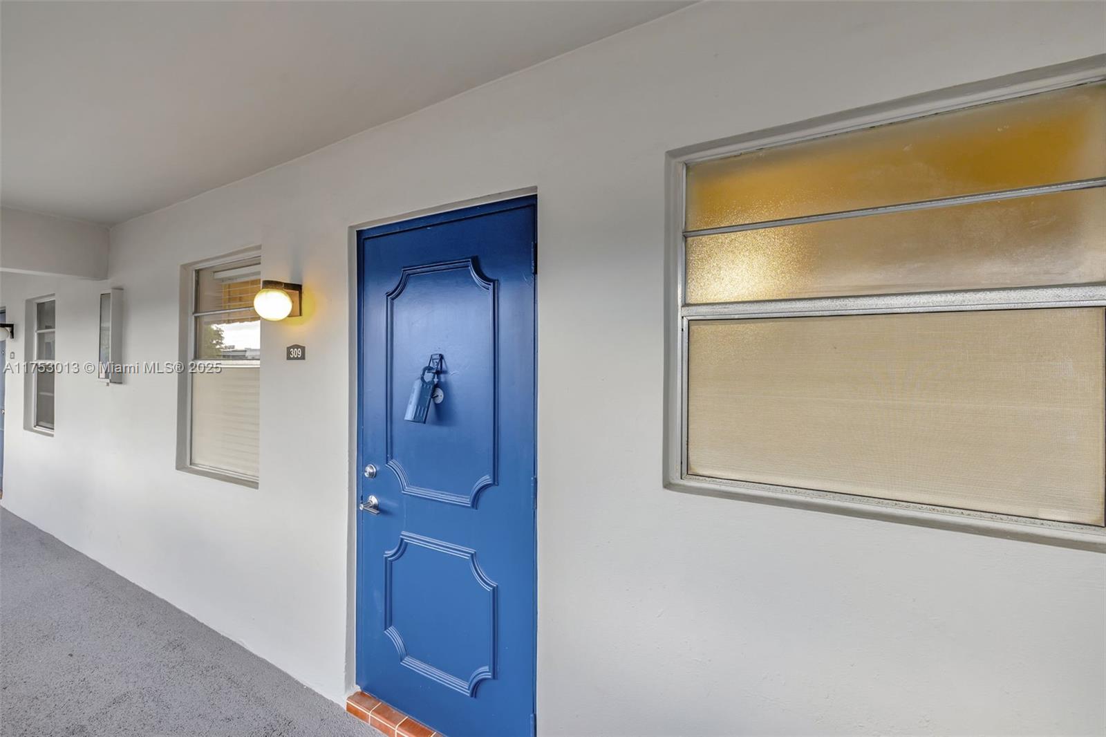 ORIOLE GOLF & TENNIS CLUB - Residential Lease