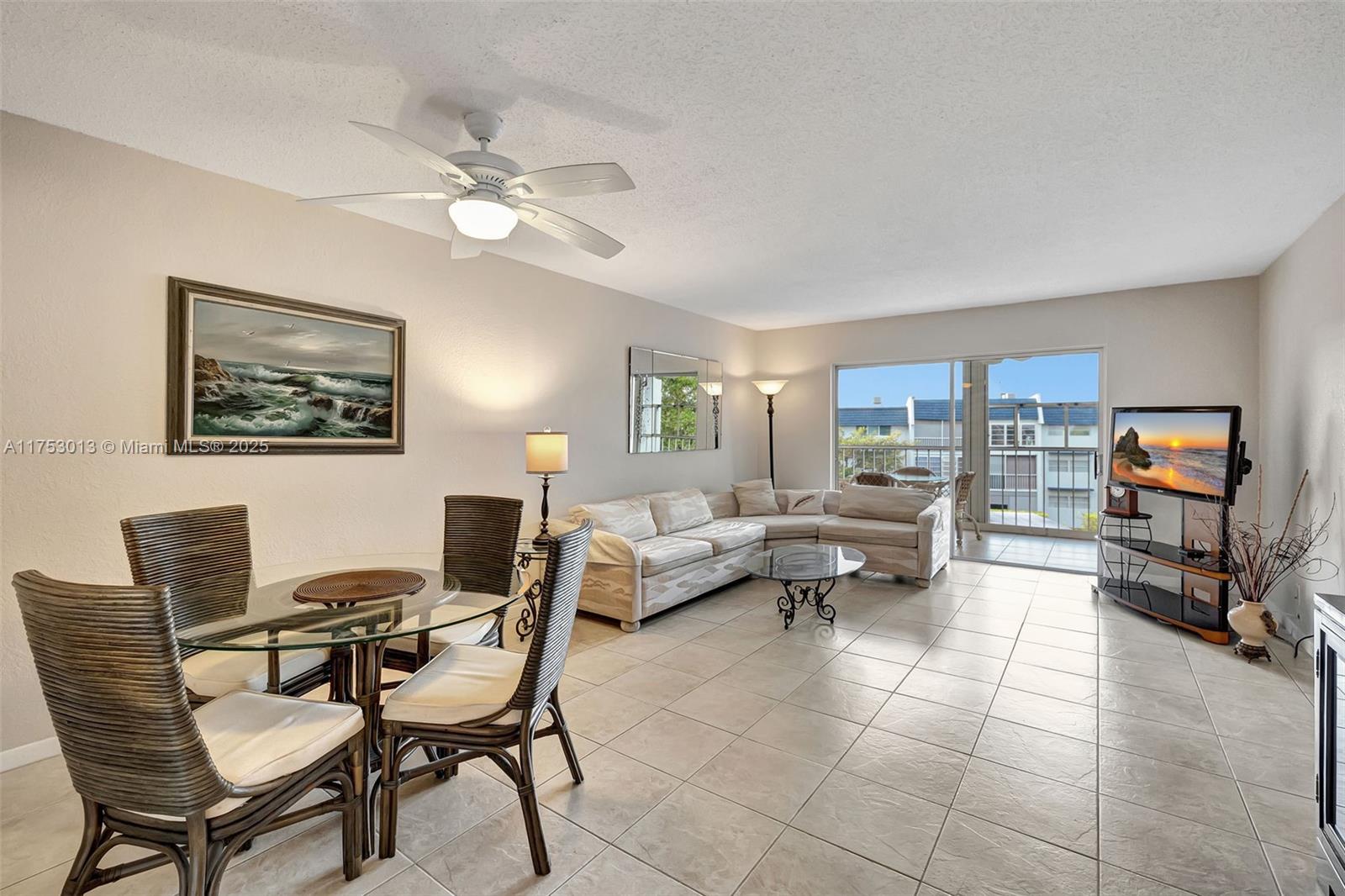 Rental Property at 7897 Golf Cir Dr 309, Margate, Broward County, Florida - Bedrooms: 2 
Bathrooms: 2  - $1,650 MO.
