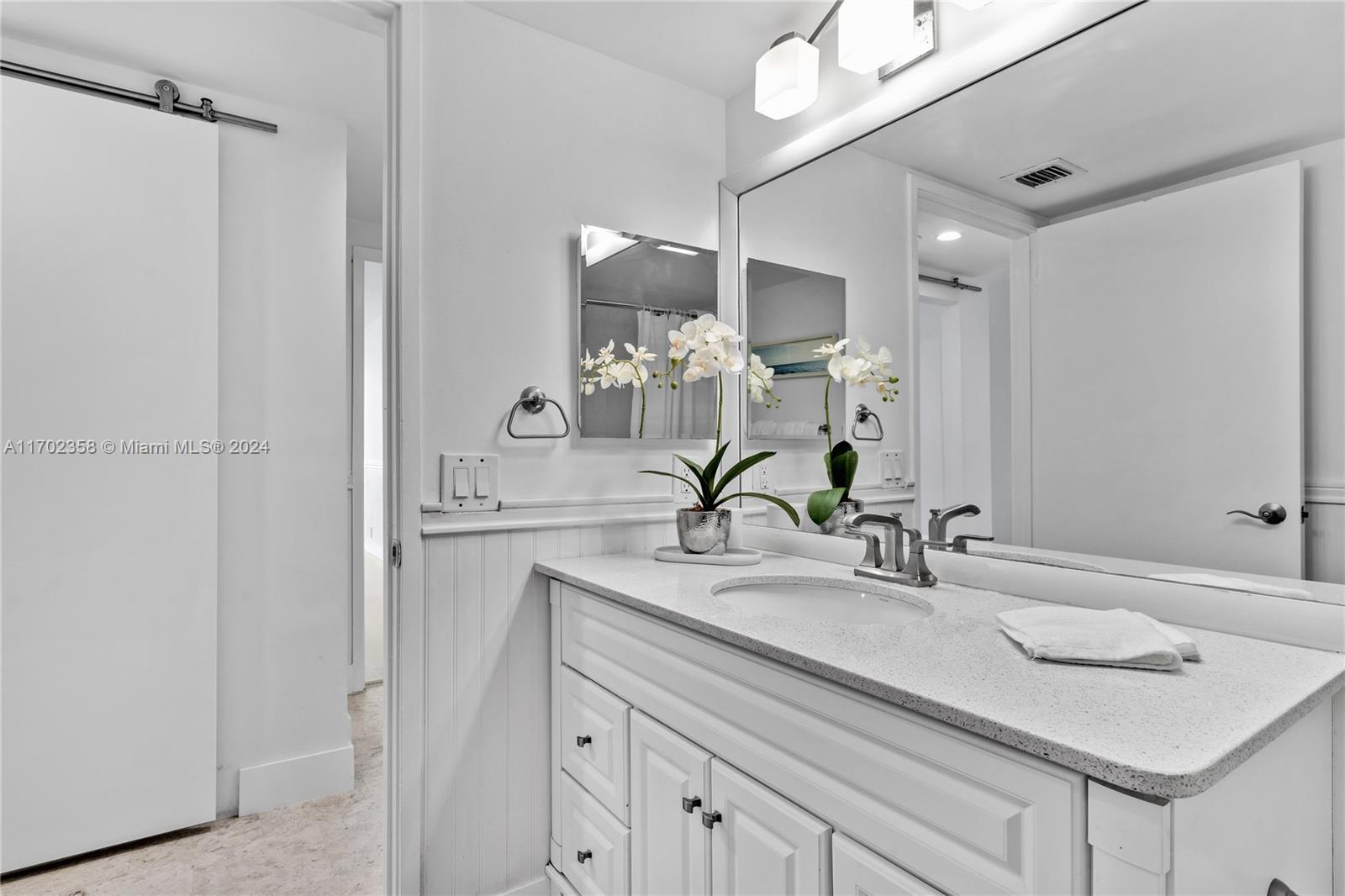 KEY COLONY CONDO #4 - Residential Lease