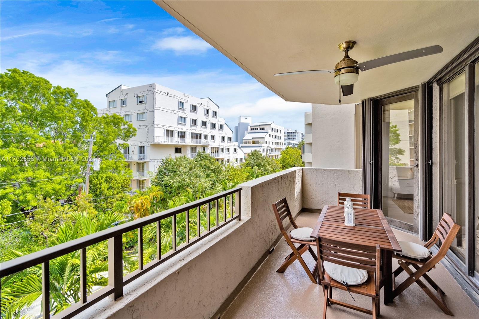 101 Crandon Bl Blvd 367, Key Biscayne, Miami-Dade County, Florida - 3 Bedrooms  
2 Bathrooms - 