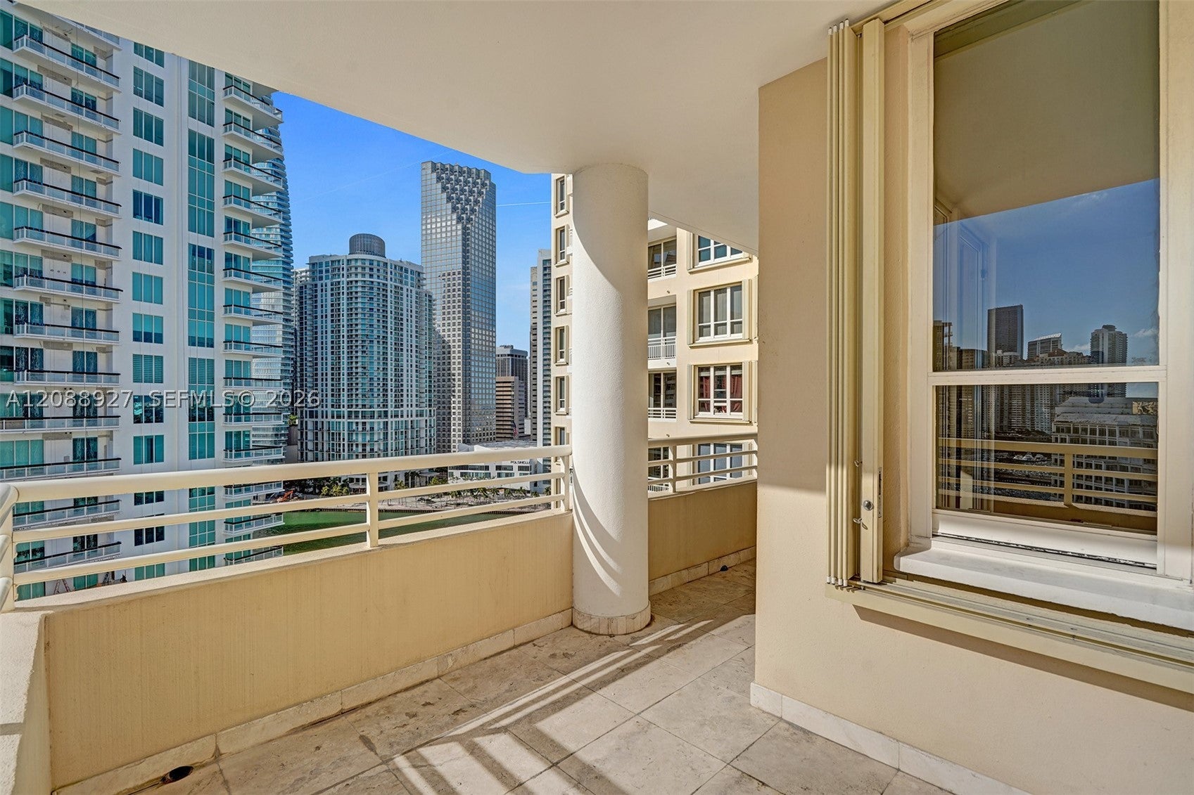 888 Brickell Key Dr 1901