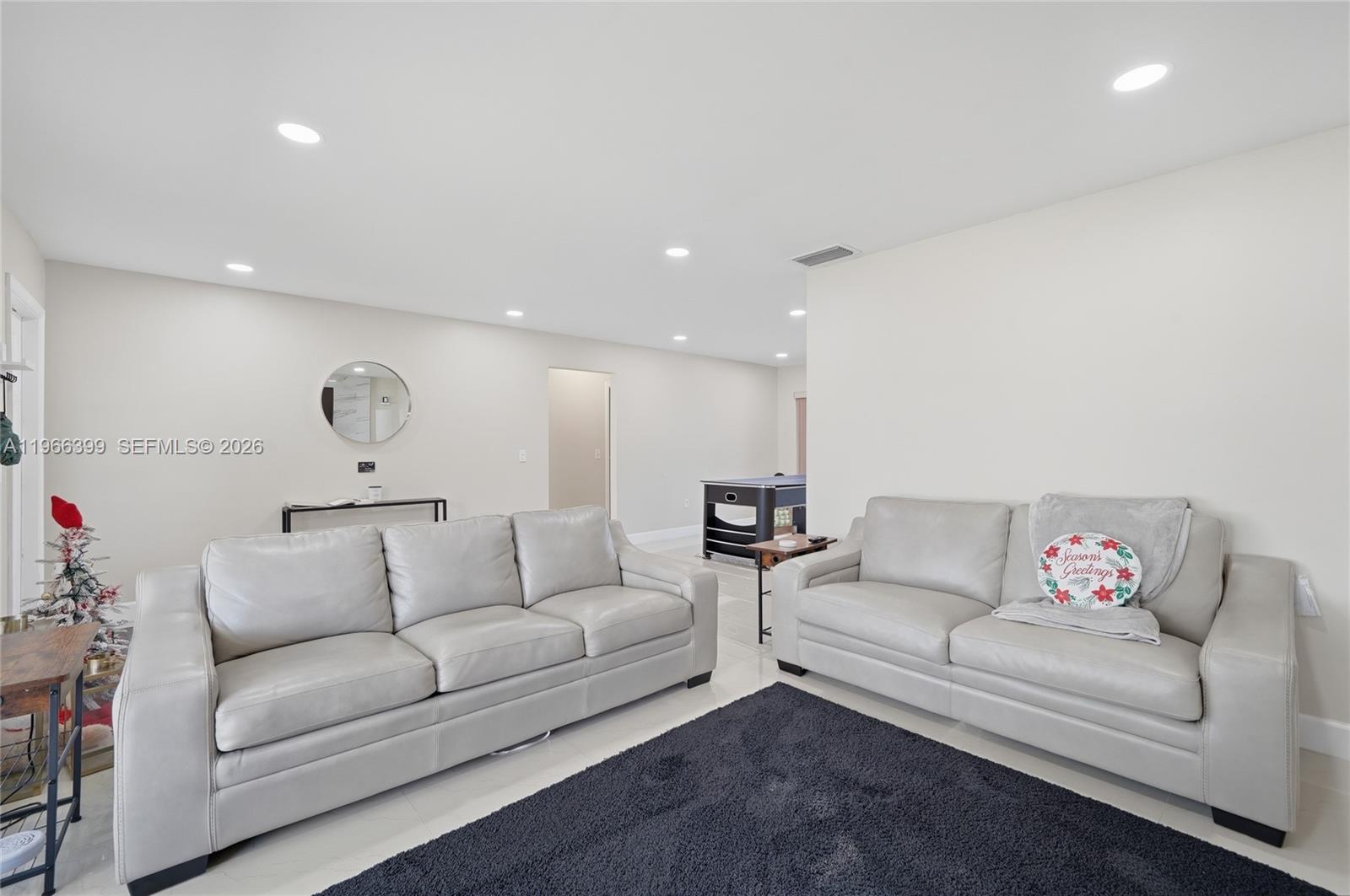 SUNRISE GOLF VILLAGE SEC - Residential