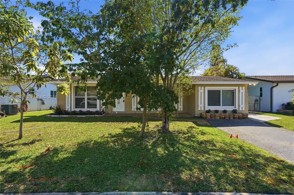 Photo of 11420 NW 32nd Pl, Sunrise, FL 33323 (MLS # A11966399)