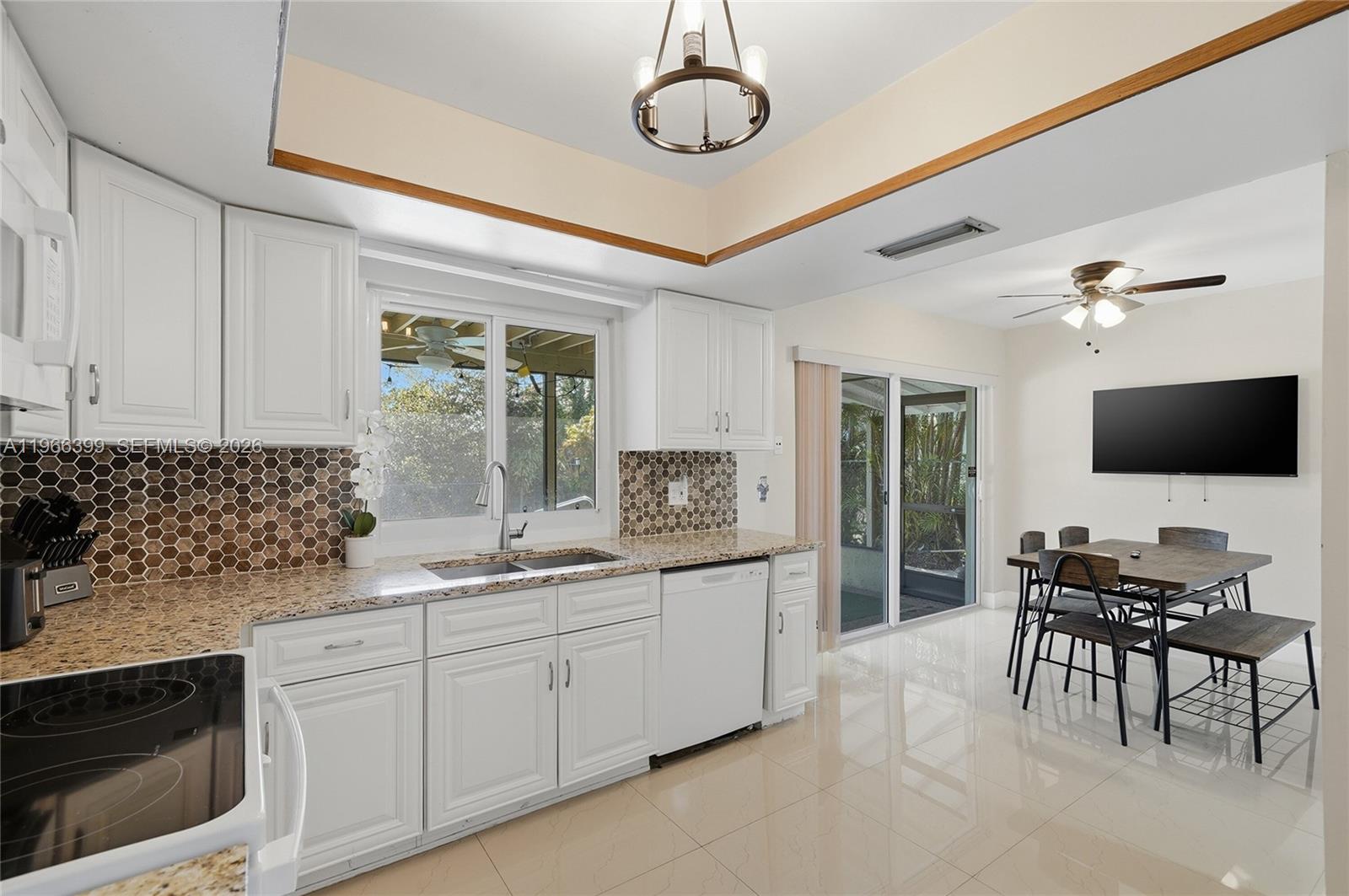 SUNRISE GOLF VILLAGE SEC - Residential