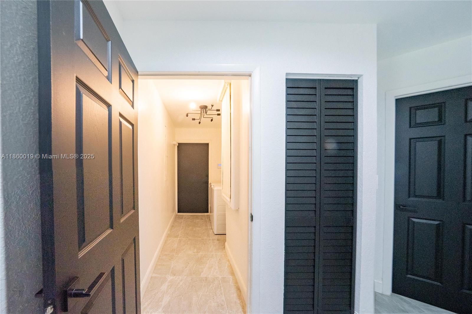 BANYAN CLUB - Residential