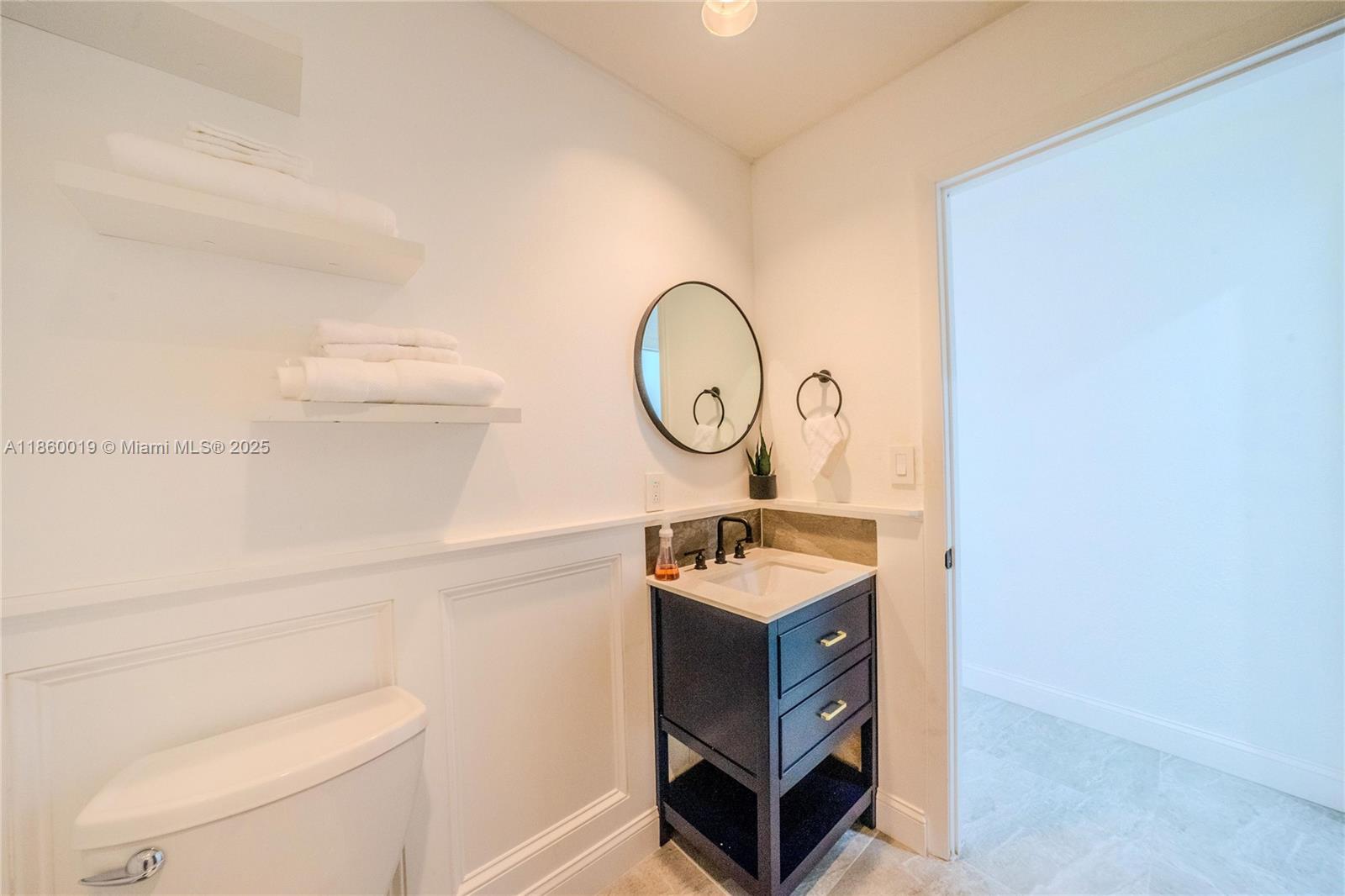 BANYAN CLUB - Residential