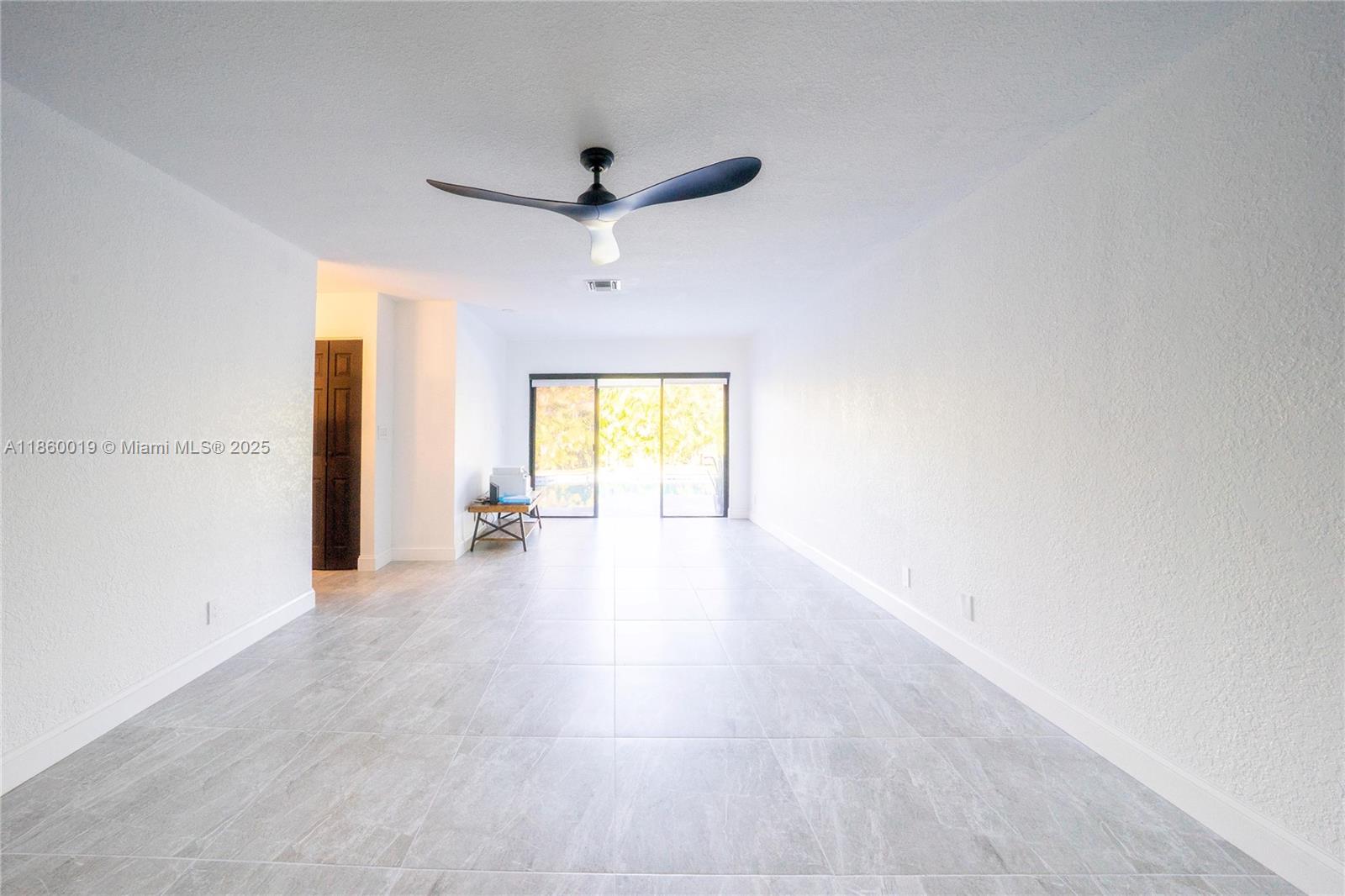 BANYAN CLUB - Residential