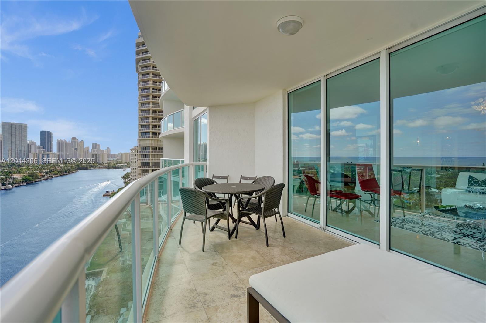 HAMPTONS SOUTH CONDO - Residential Lease