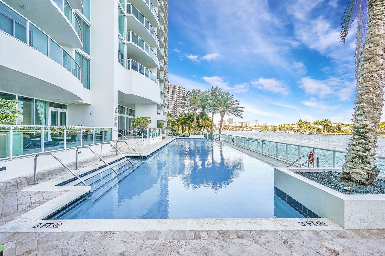 HAMPTONS SOUTH CONDO - Residential Lease